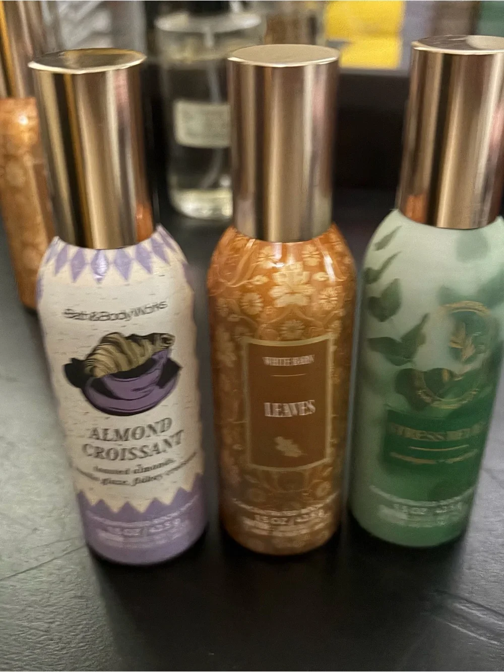 9 White Barn / Bath and body works concentrated room spray